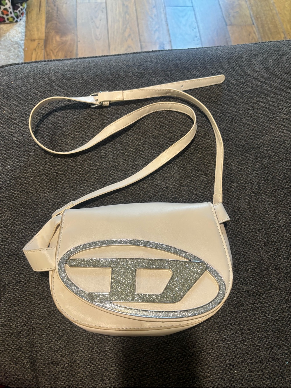 Diesel 1DR Women's Cream Crossbody Bag with Silver Glitter Logo Plaque